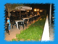 ... Ampia Sala all'aperto e Terrazza sul mare ...